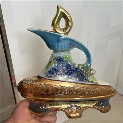 بطری شیشه ای برای ویسکی